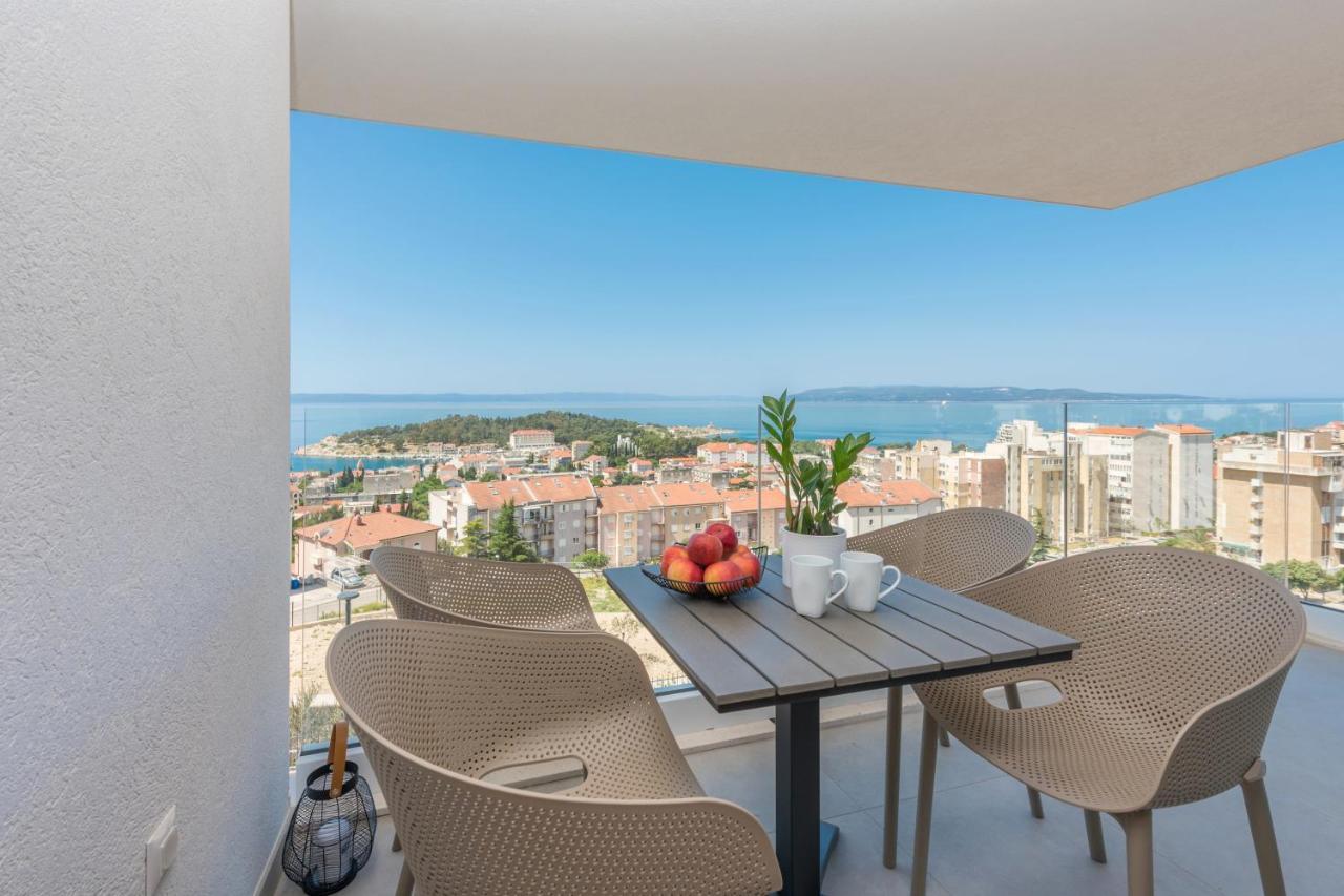 Luxury Adria Sea & City View Apartment Макарська Екстер'єр фото